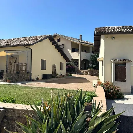 Tolles Reihenhaus Im Olivenhain By Interhome * Girifalco